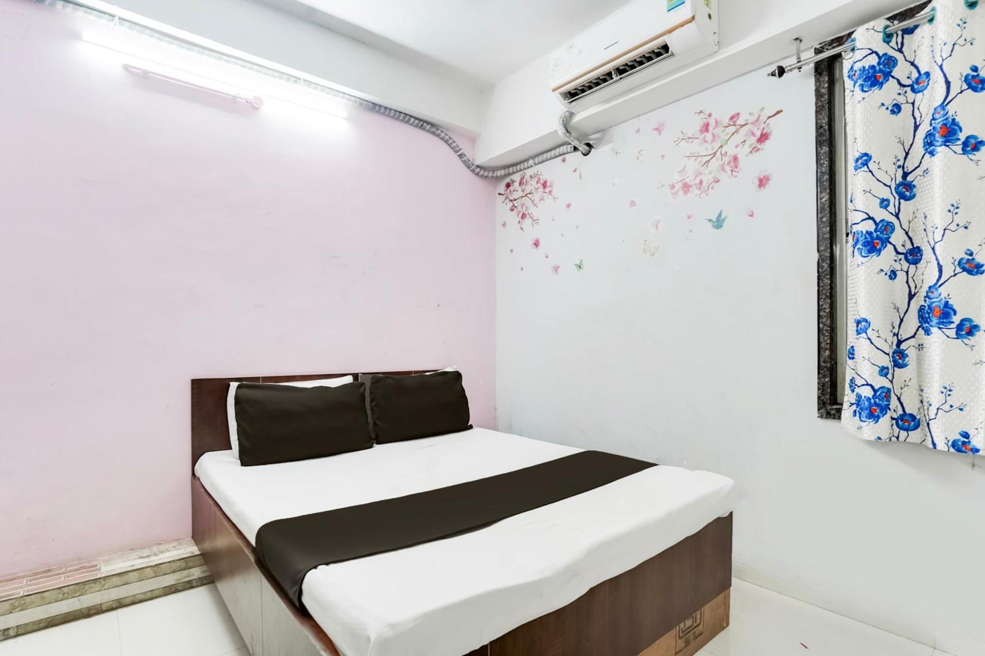 Hotel O Day Night Rooms Surate Extérieur photo